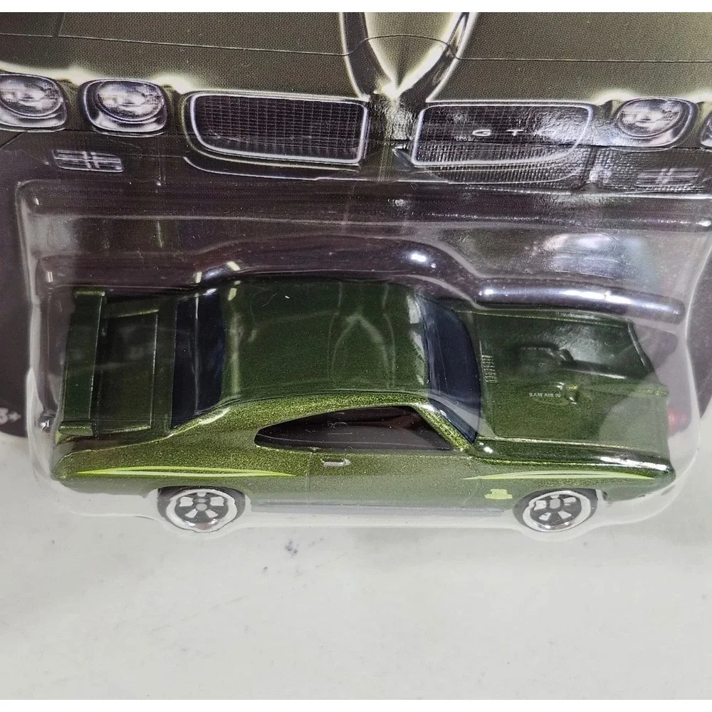 Hot Wheels Silver Series 70 Pontiac GTO Judge Metallic Green Diecast Car GAT01